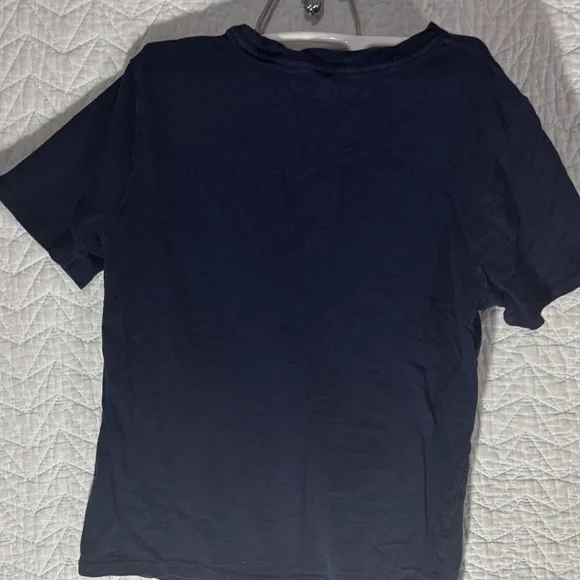 GAP Dark Blue Tee with Shark Sequin Design - Picture 6 of 6